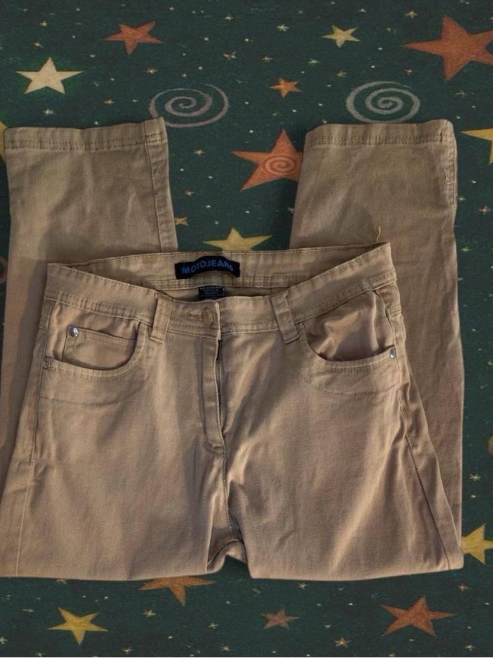Women's Khaki Capris